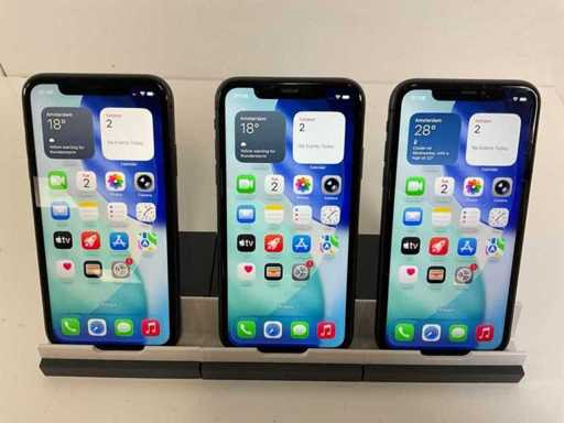 Apple iPhone 11 - 64GB - (3x)