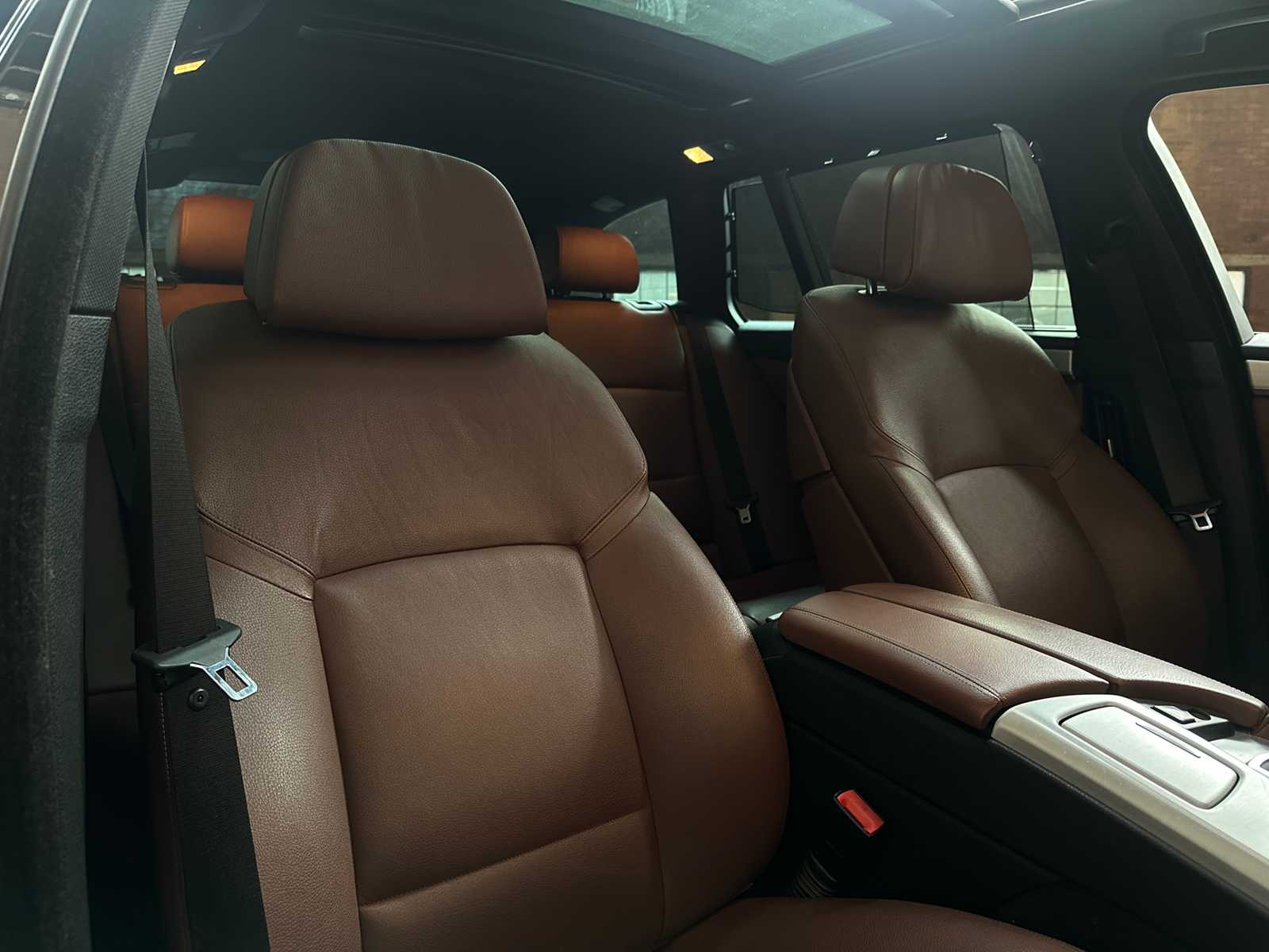 BMW 550i 4.4 V8 High Executive M-Sport F11 408pk 2011 5-serie Touring, HP-259-J