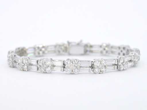 Bracelet en or brillant et diamants baguette