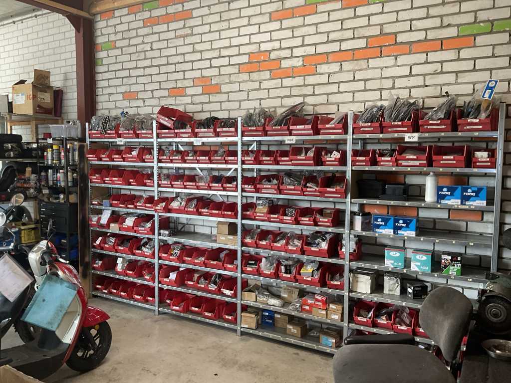 Batch of miscellaneous stock Moped Center
