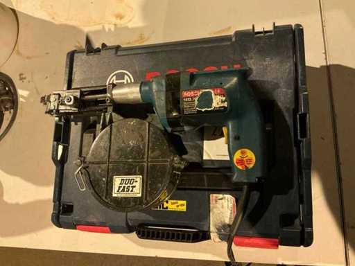 1986 Bosch 1413 Nail Gun