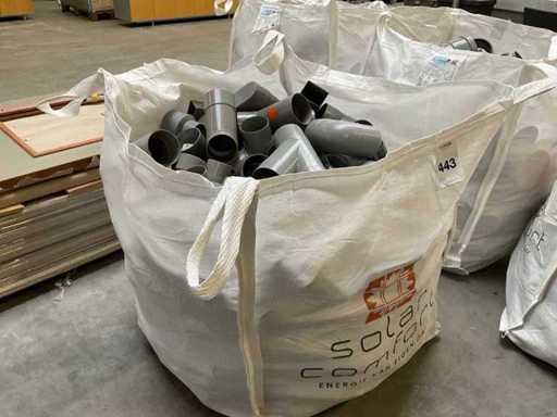 Wavin-Charge von PVC-Teilen