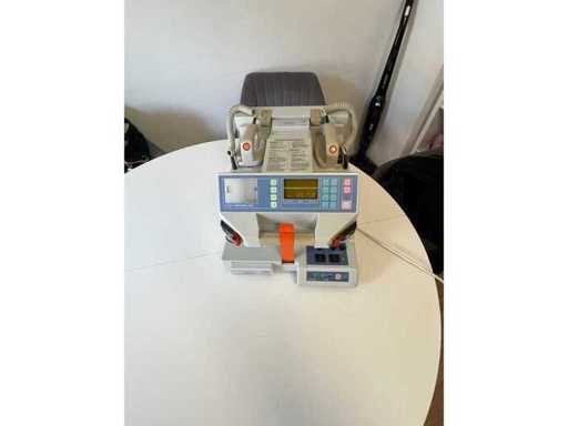 Defibrillator Bruker Defigard 2002 Schiller