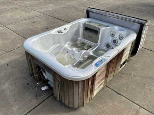 Jacuzzi