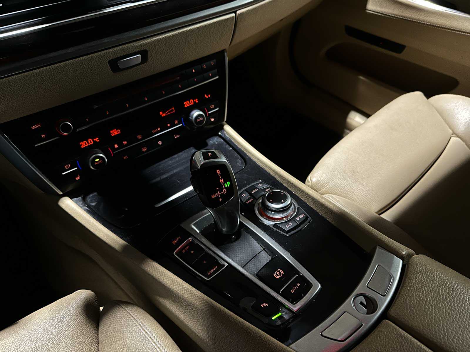 BMW 535i Gran Turismo High Executive 306pk 2010 (Origineel-NL) 5-serie F07, 83-KTP-2