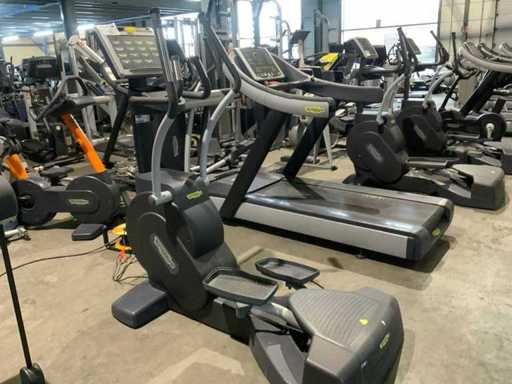 Technogym Excite Crossover visioweb Crosstrainer