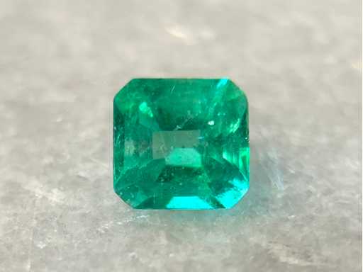 Kolumbijski szmaragd 0,79 karatowy Naturalny Szmaragd Wysokiej Jakości