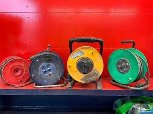 Verlengkabelhaspels en -snoer (4x)