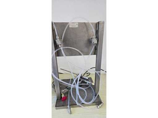 Volumetric liquid filling machines