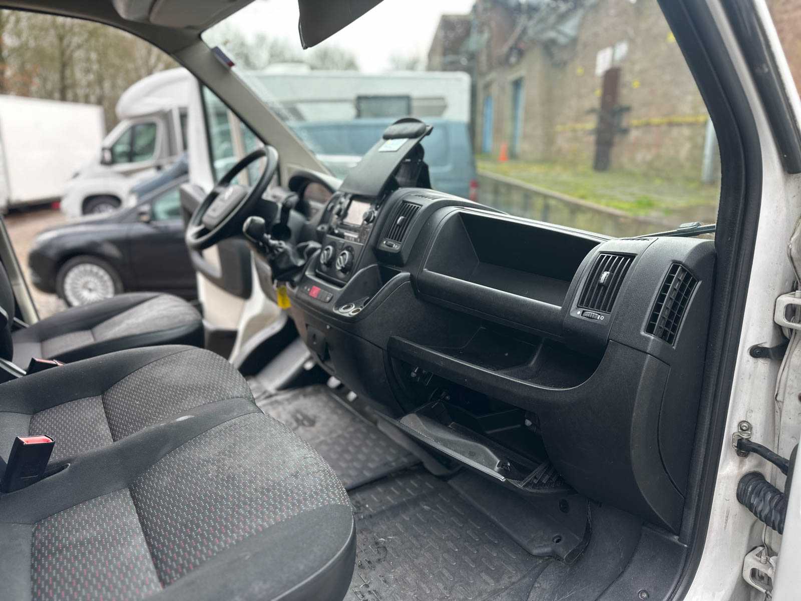 Citroen Jumper 35 2.2 HDI L3H2 150 PS 2015, VBK-80-X