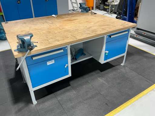 ZELENKA workbench with contents