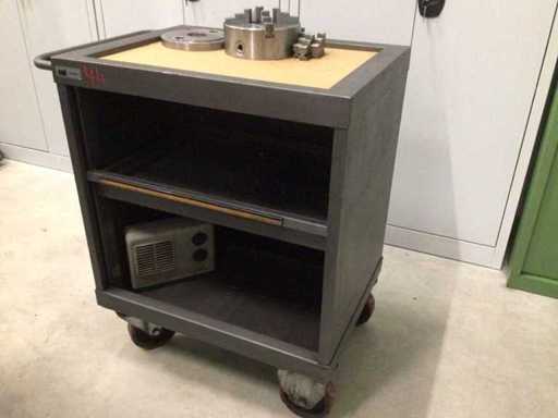 Cărucior de scule cu mandrin RÖHM pentru maxilară