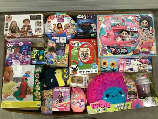 Nowe zabawki, w tym Lego i Pokemon