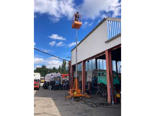 MBB G900 Passenger Lift