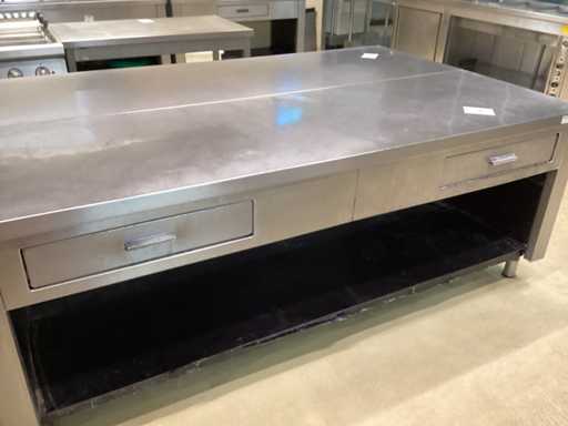 IPIB stainless steel table with drawers