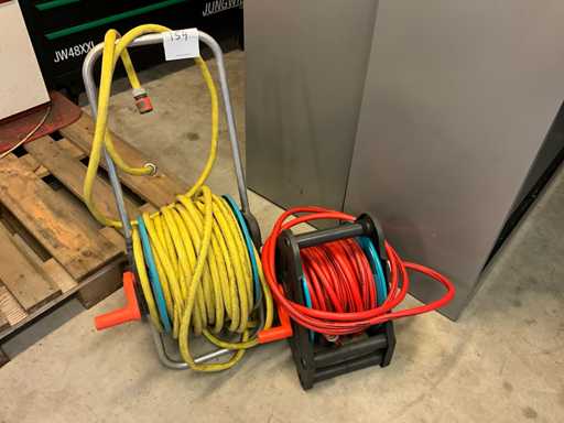 Tuinslang op haspel (2x)