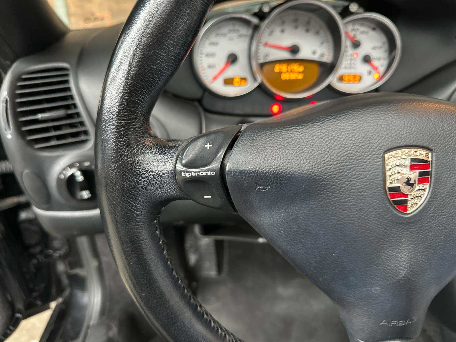 WP0ZZZ98Z2U641738 Porsche Boxster S 3.2 252pk 2002 -Youngtimer-