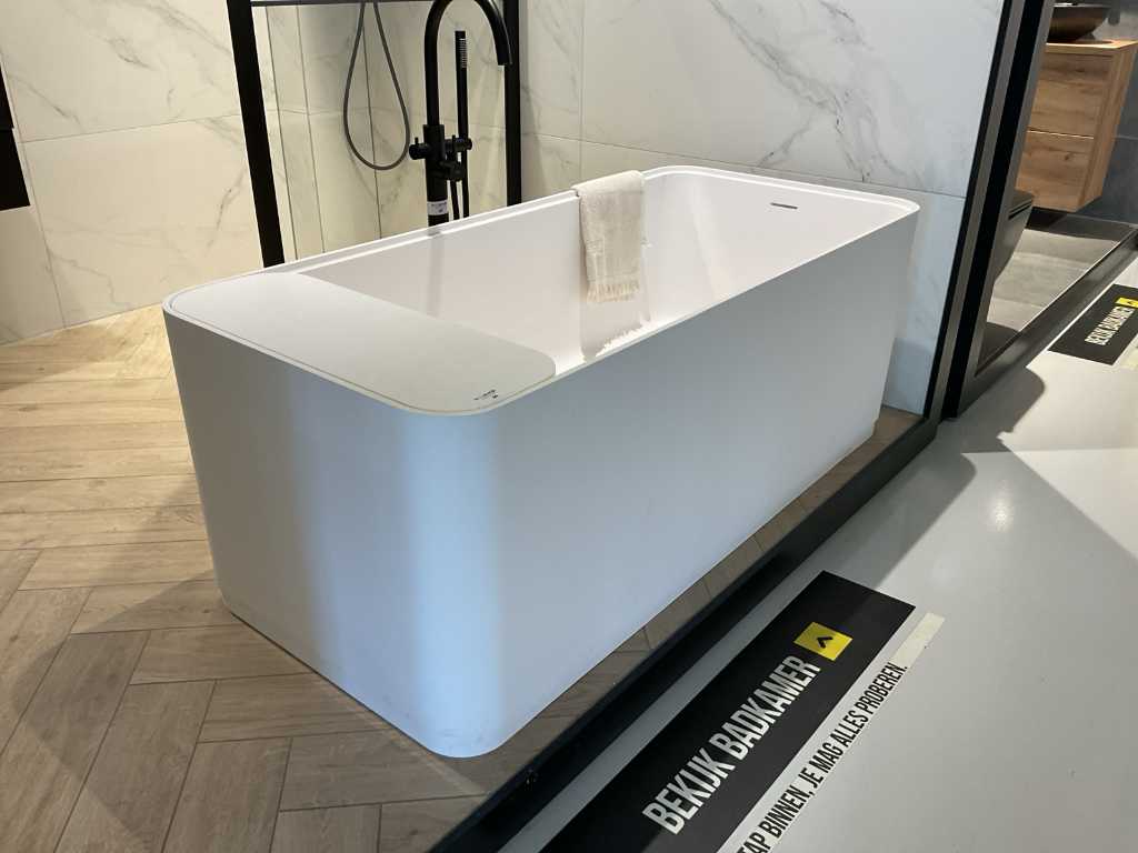 Detremmerie Soft Edge Top Solid Freestanding bathtub