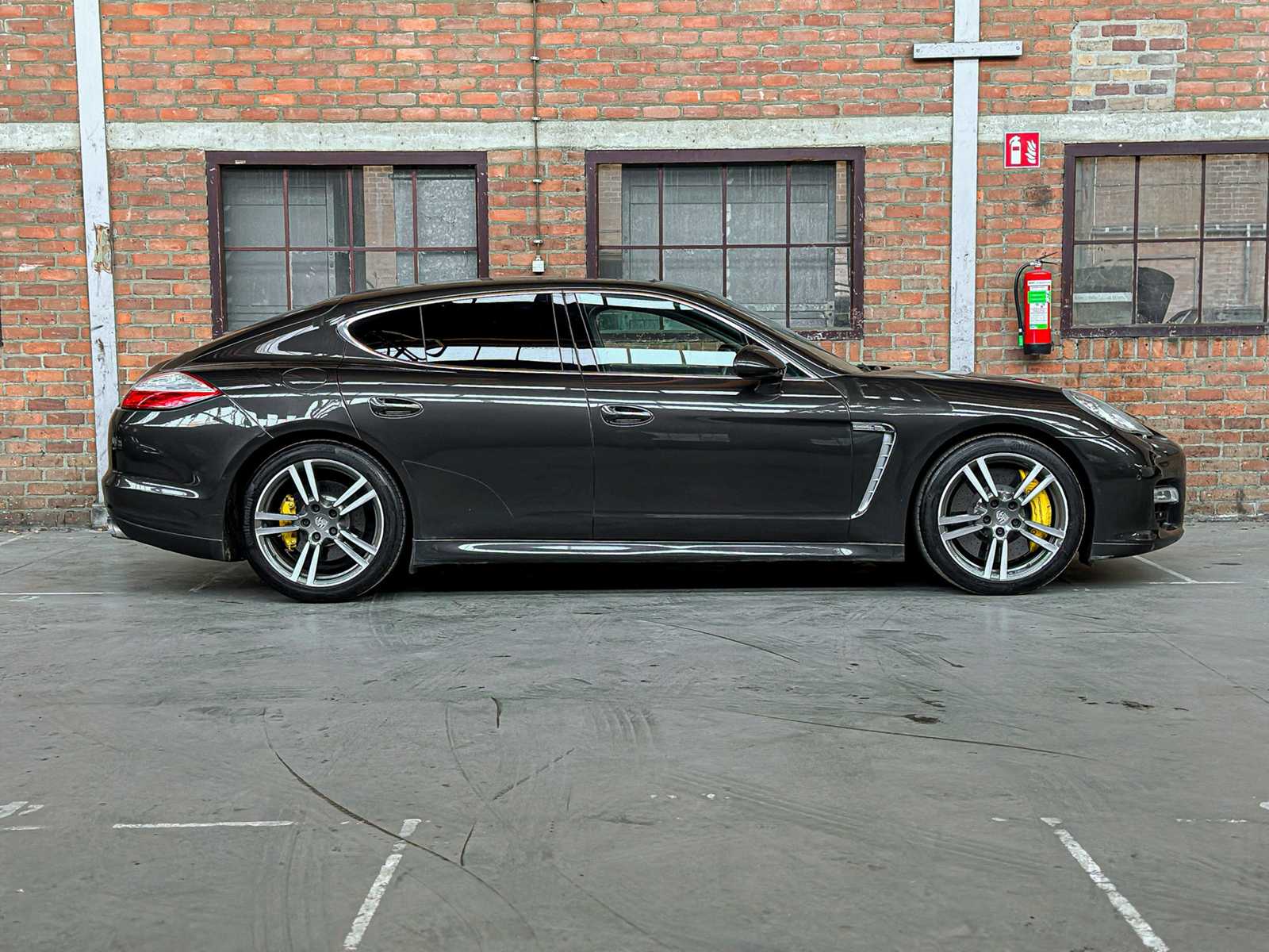 Porsche Panamera Turbo 4.8 V8 500pk 2009 Sport-Chrono, N-110-LT Youngtimer