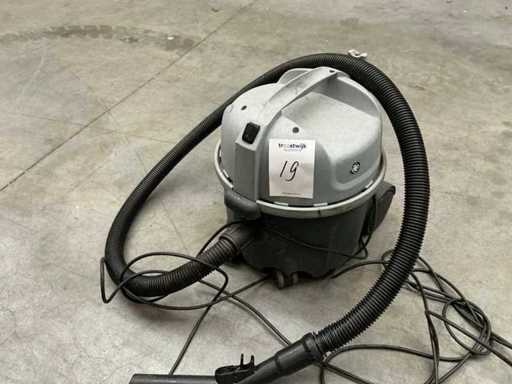 VP300 Industrial Vacuum Cleaner