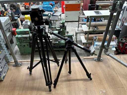 Tripod (2x)