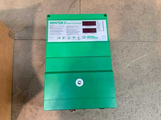 Pilote d’alimentation CC Control Techniques Mentor II (3x)