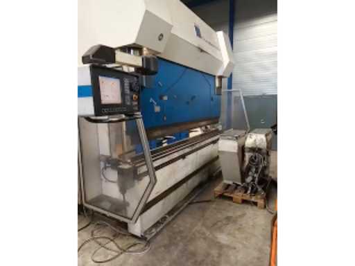 cb667414-a912-4e43-9207-1315ade41b28.mp4