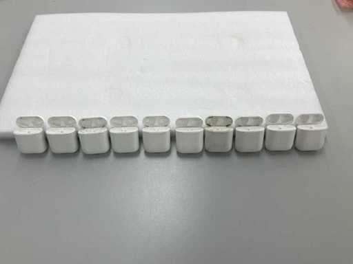 Apple - AirPods vuoti 1 Custodie di ricarica (10x)