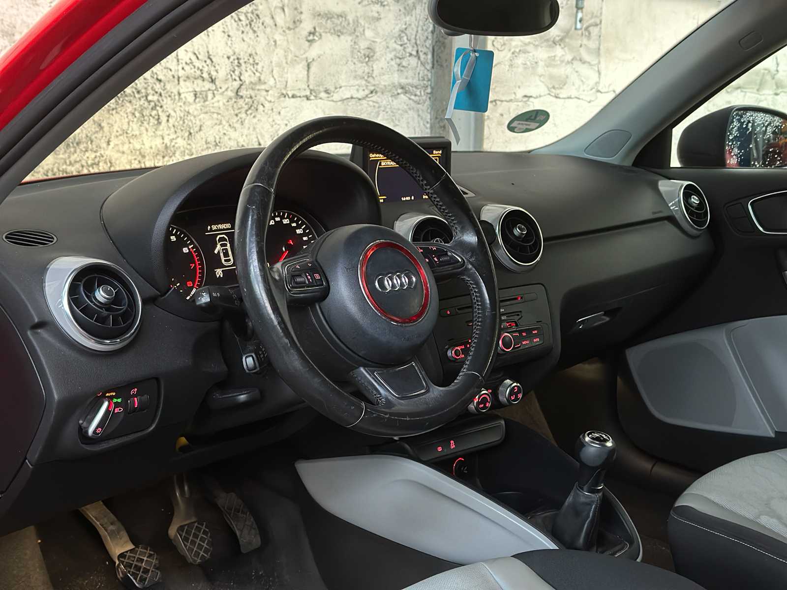 Audi A1 1.4 TFSI Amb. PL. B. 122PK 2011, 56-PDD-6