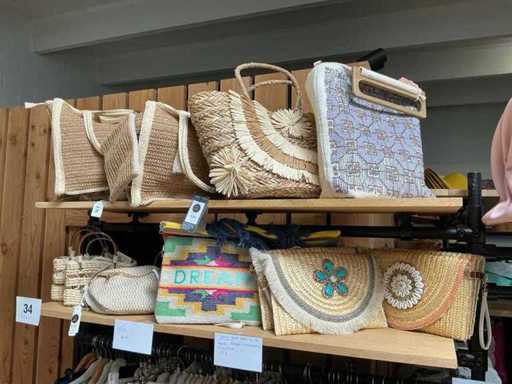 Various bags and sacks (28x)