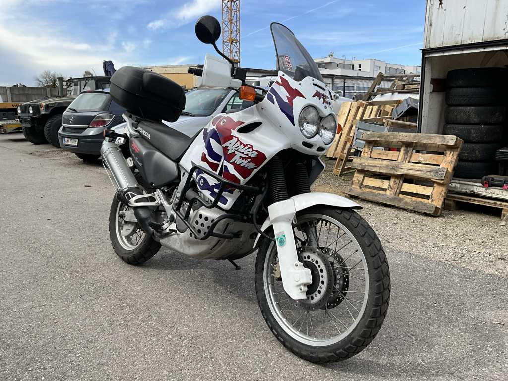1998 Honda 750 Africa Twin Motocykl