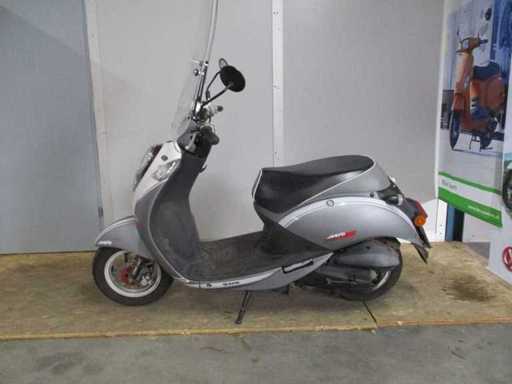SYM - Snorscooter - Mio 50 SPORT - Scooter