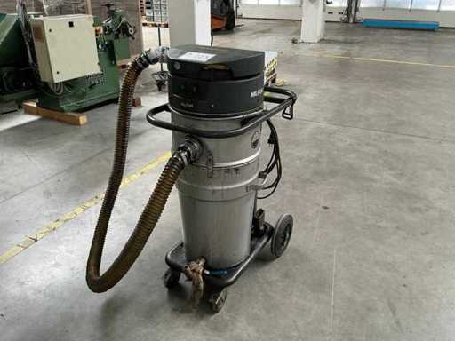 NILFISK IX 200 1999 Aspiradora Industrial