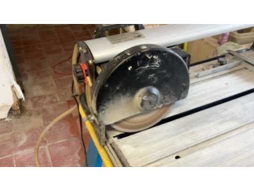 7606f3f6-8bc5-429a-9bba-a8c5ae26e3c5.mp4