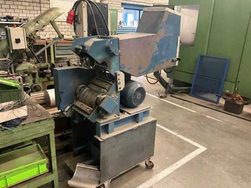 Machine-outil pour logement de roulement SKF SY 510 M