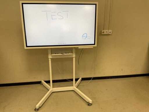 Samsung (WM55H) 55”, 3840x2160 (UHD) Professional Digital-Signage Interactive Flipchart Board