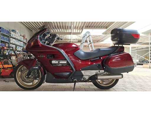 Honda - Pan European - St 1100 -