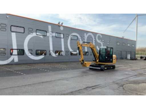 eb1643e1-d7ed-4740-b382-c8c72b1fb499.mp4