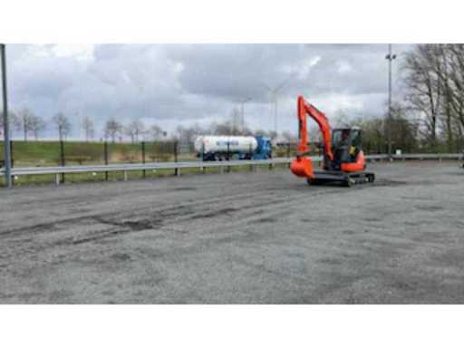 1b9c0a8a-74f1-4dbb-b11c-5613c7f6b902.mp4