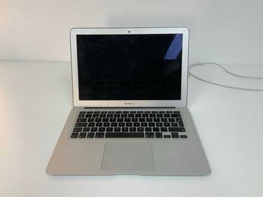 Apple A1466 13-inch MacBook Air Laptop