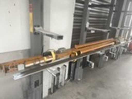 ORANGE  mounting gallows