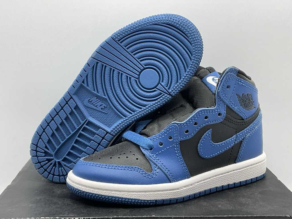 Nike Jordan 1 Retro High OG Bleu Marine Foncé Enfants Sneakers 27 1/2