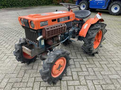 Kubota B7000 Minitractor