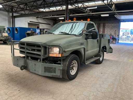 2001 Ford F350 super duty v8 Vliegtuigsleper