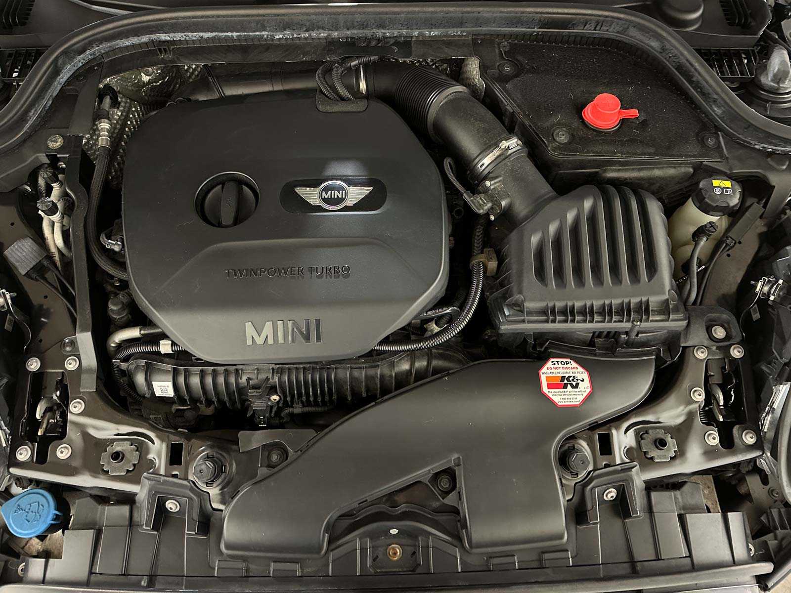 Mini John Cooper Works 2.0 F56 231pk 2015, SH-393-N