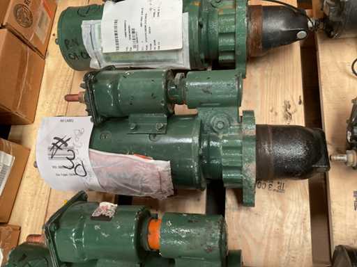 Electrical engine starter