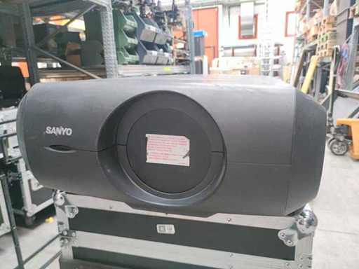SANYO - XF-47 - SANYO Videoprojector