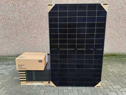 Jolywood – Set mit 10 Solarpanels (455 wp) – SMA 4kW-Wechselrichter