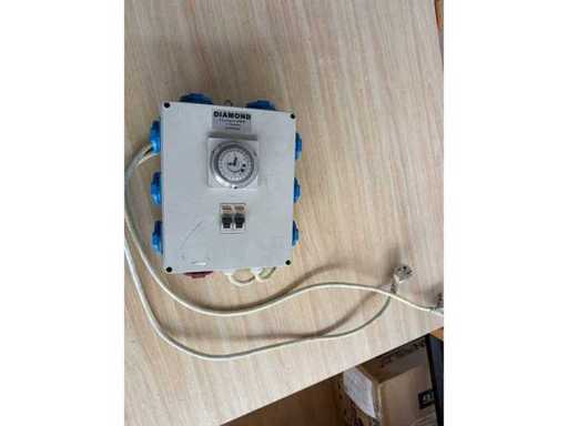 DIAMANT-8-LAMPEN-TIMER UND VERTEILUNGSTAFEL