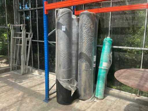 Roll of screen mesh with polyester thread (5x)